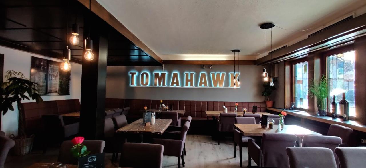Hotel Restaurant Tomahawk Baiersbronn Exteriör bild