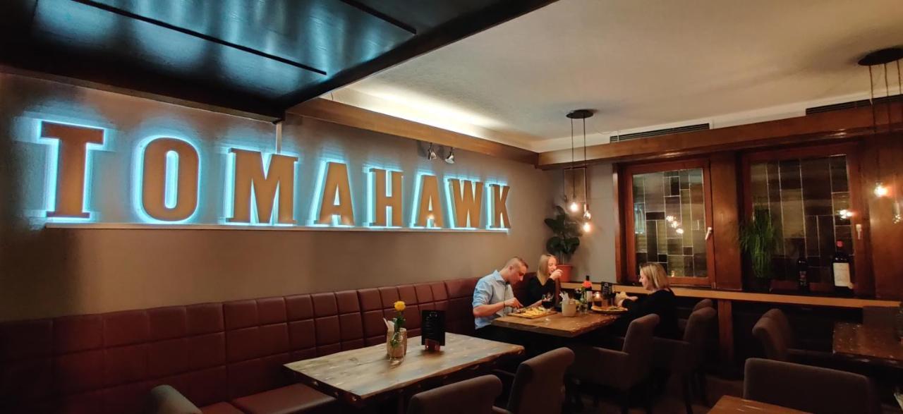 Hotel Restaurant Tomahawk Baiersbronn Exteriör bild